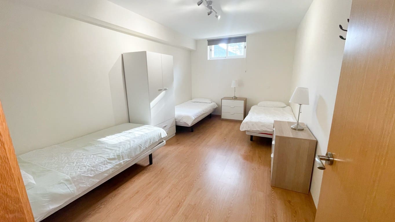 Chalet de 4 habitaciones en La Nucia en venta con piscina garaje - 1.260.000 € (Ref: 9183118)