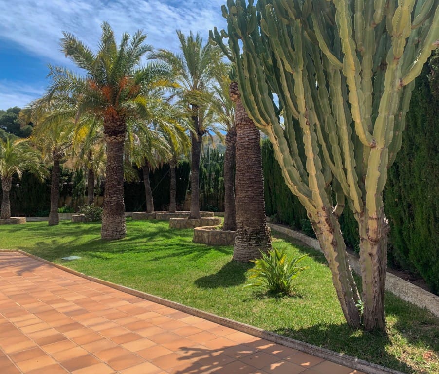 6 soveværelse Villa til salg i Albir med swimmingpool garage - € 2.200.000 (Ref: 9183124)