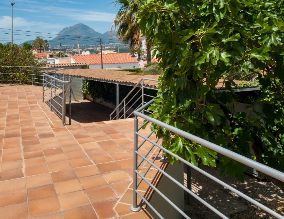 6 soveværelse Villa til salg i Albir med swimmingpool garage - € 2.200.000 (Ref: 9183124)