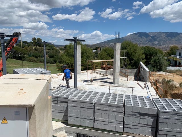 4 soveværelse Villa til salg i La Cala Golf med garage - € 1.190.000 (Ref: 9183145)