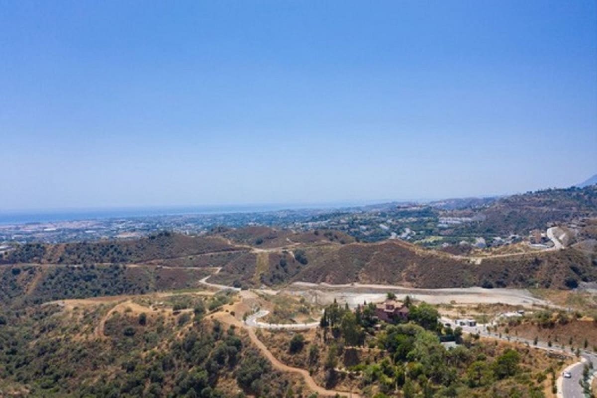 Terreno para Construção para venda em Benahavis - 930 000 € (Ref: 9183166)