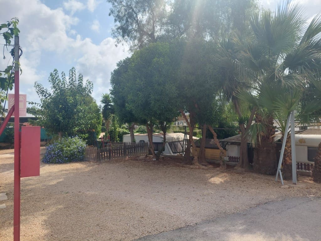 Biznes na sprzedaż w Benidorm z basenem - 1 400 000 € (Ref: 9183172)