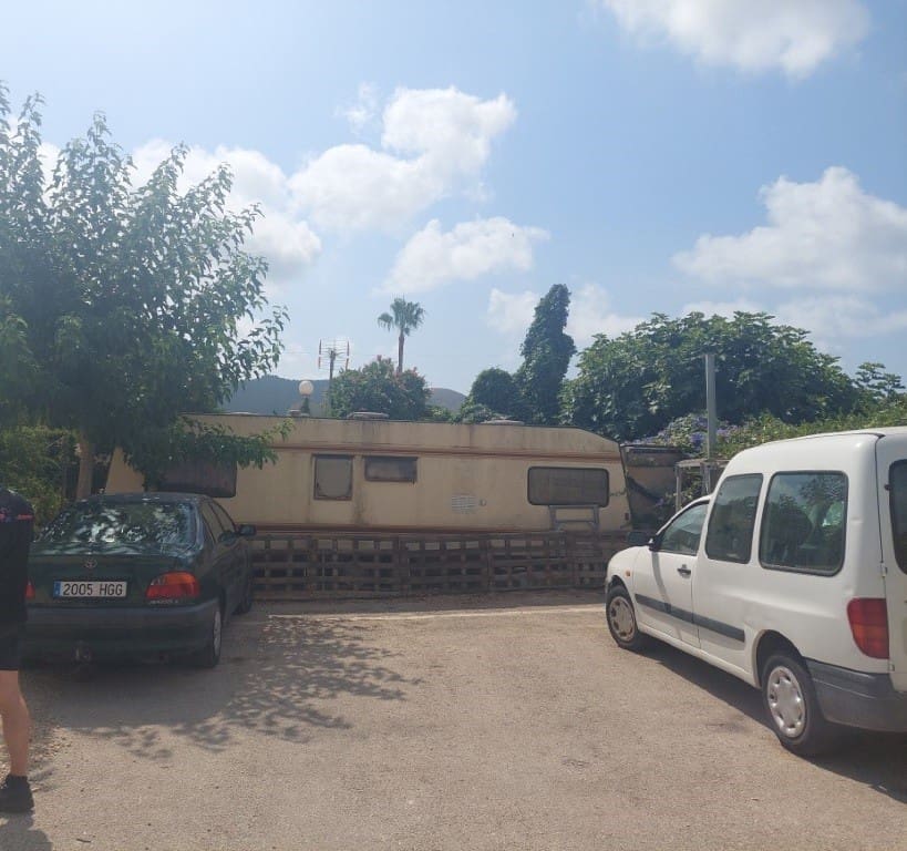 Biznes na sprzedaż w Benidorm z basenem - 1 400 000 € (Ref: 9183172)