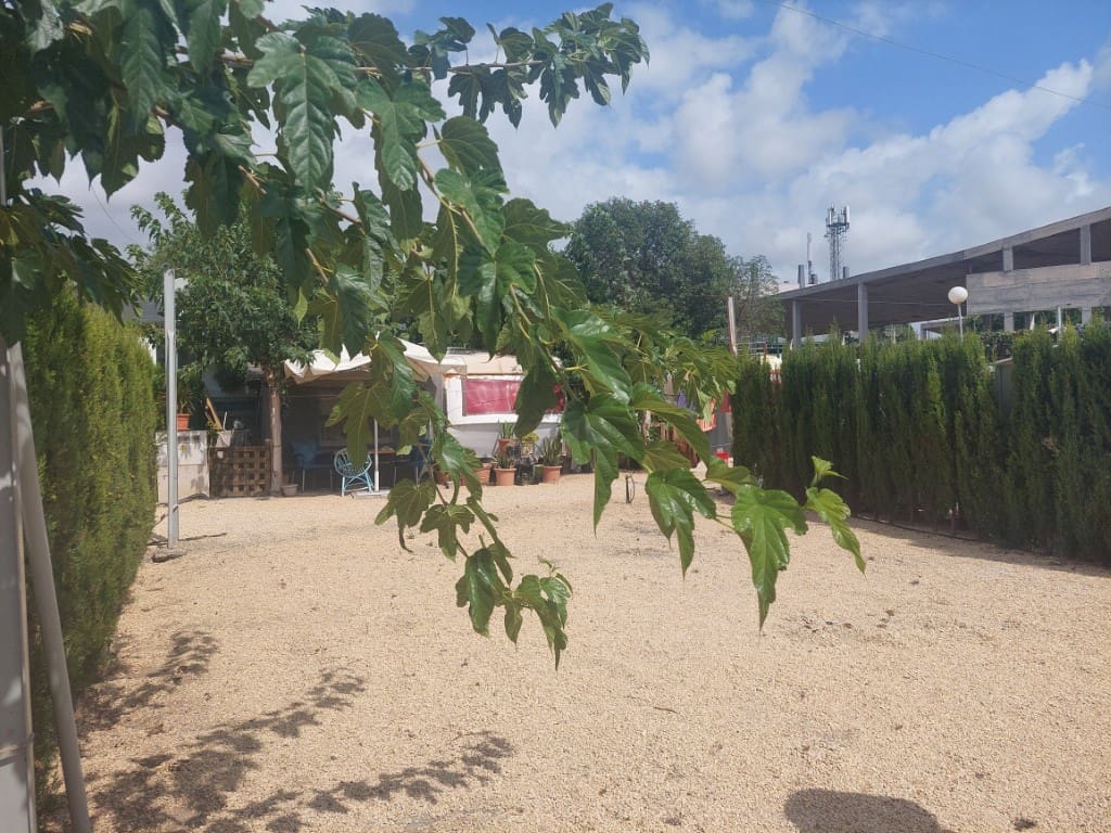 Biznes na sprzedaż w Benidorm z basenem - 1 400 000 € (Ref: 9183172)