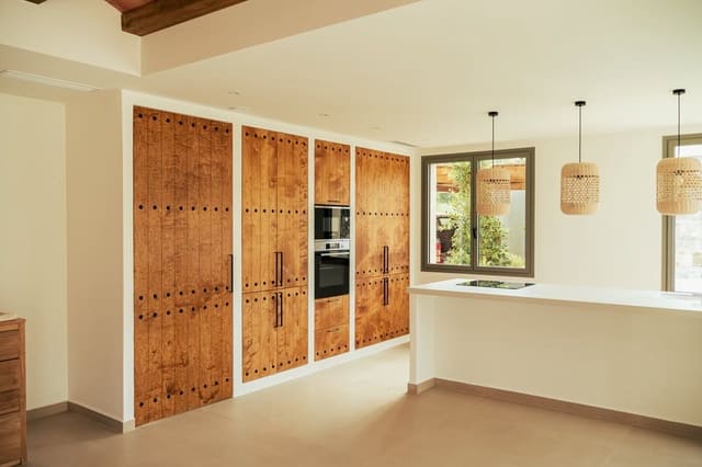 3 Zimmer Villa zu verkaufen in Cap Martí - El Tossalet - Pinomar, Javea / Xàbia mit Pool - 1.375.000 € (Ref: 9185838)