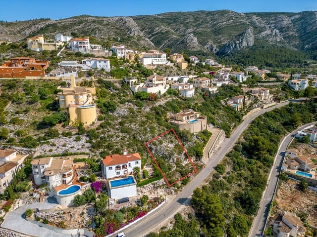 3 slaapkamer Villa te koop in Pedreguer met zwembad - € 845.000 (Ref: 9186460)