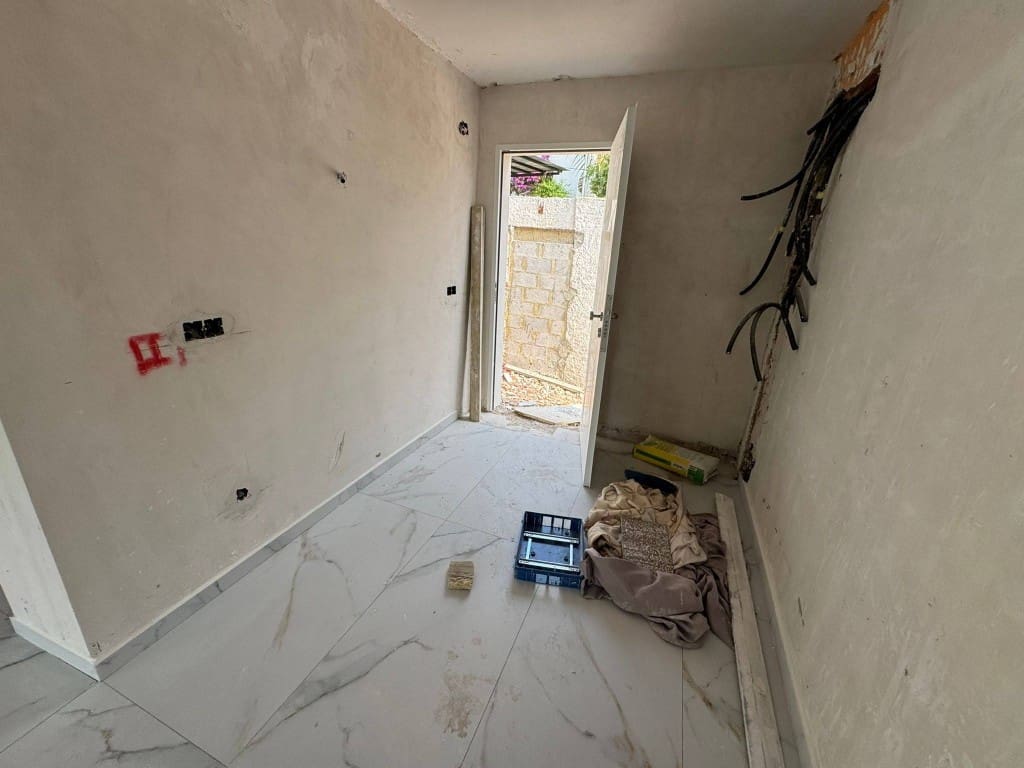 4 bedroom Villa for sale in Altea with garage - € 835,000 (Ref: 9188843)