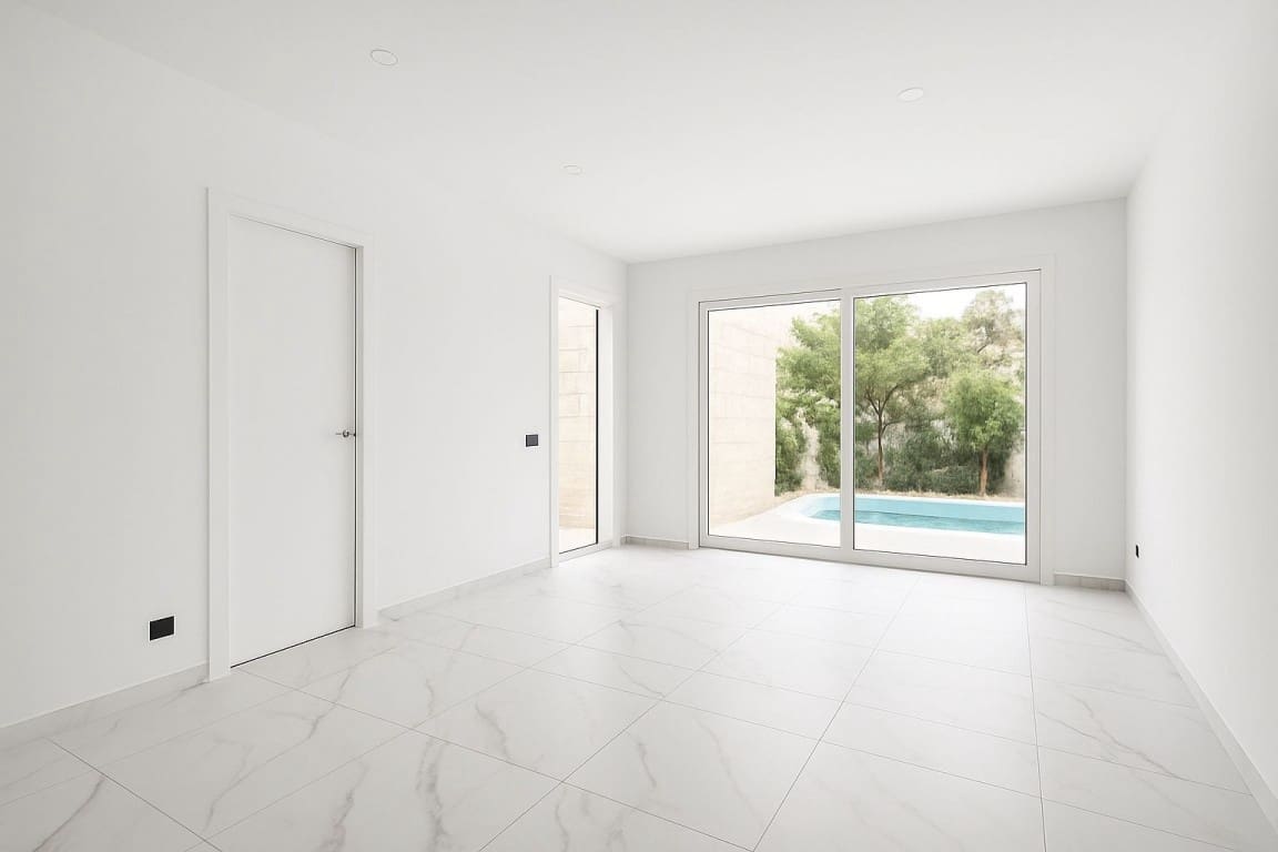 4 bedroom Villa for sale in Altea with garage - € 835,000 (Ref: 9188843)