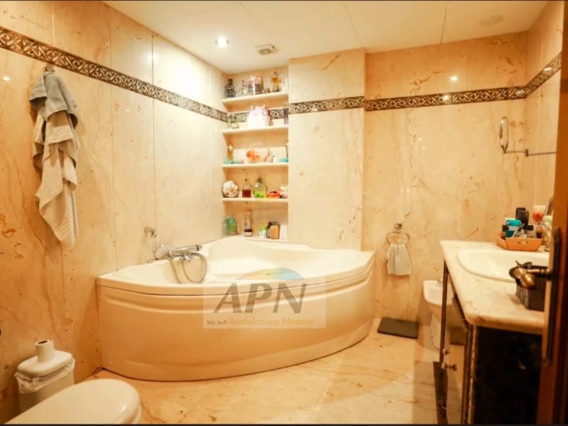 4 makuuhuone Omakotitalo myytävänä paikassa Pizarra mukana uima-altaan - 740 000 € (Ref: 9211096)