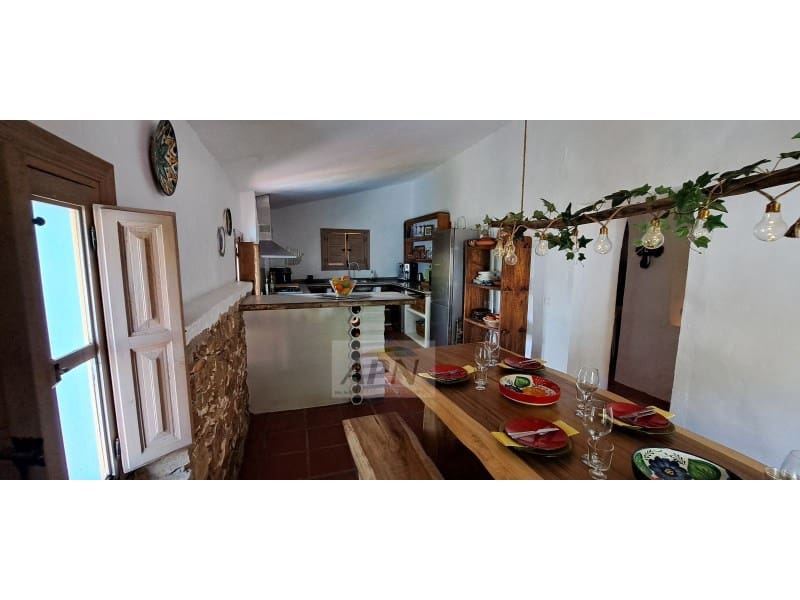 4 makuuhuone Maalaistalo myytävänä paikassa Alora - 549 000 € (Ref: 9211097)