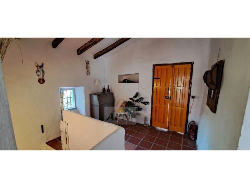 4 makuuhuone Maalaistalo myytävänä paikassa Alora - 549 000 € (Ref: 9211097)