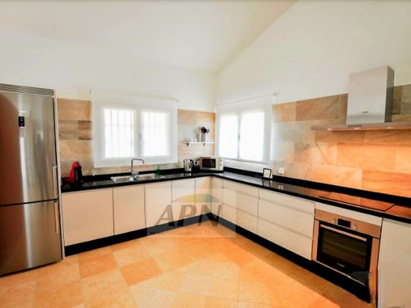 4 camera da letto Finca/Casa di Campagna in vendita in Alora con piscina - 690.000 € (Rif: 9211098)