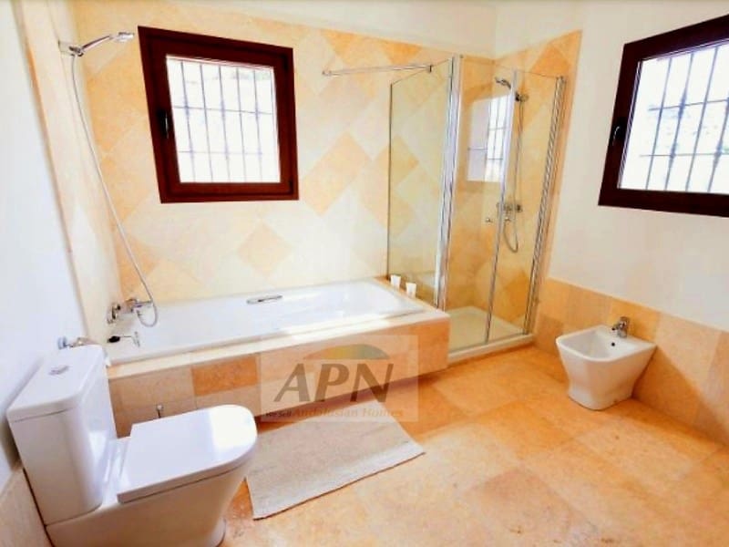 4 camera da letto Finca/Casa di Campagna in vendita in Alora con piscina - 690.000 € (Rif: 9211098)