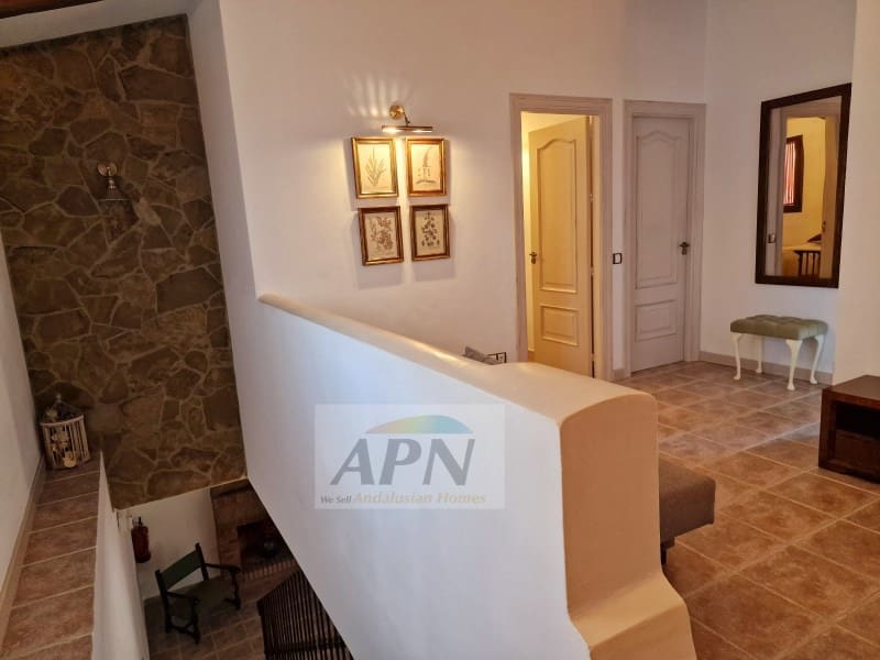 4 sypialnia Finka/Dom wiejski na sprzedaż w Carratraca z basenem - 650 000 € (Ref: 9211099)