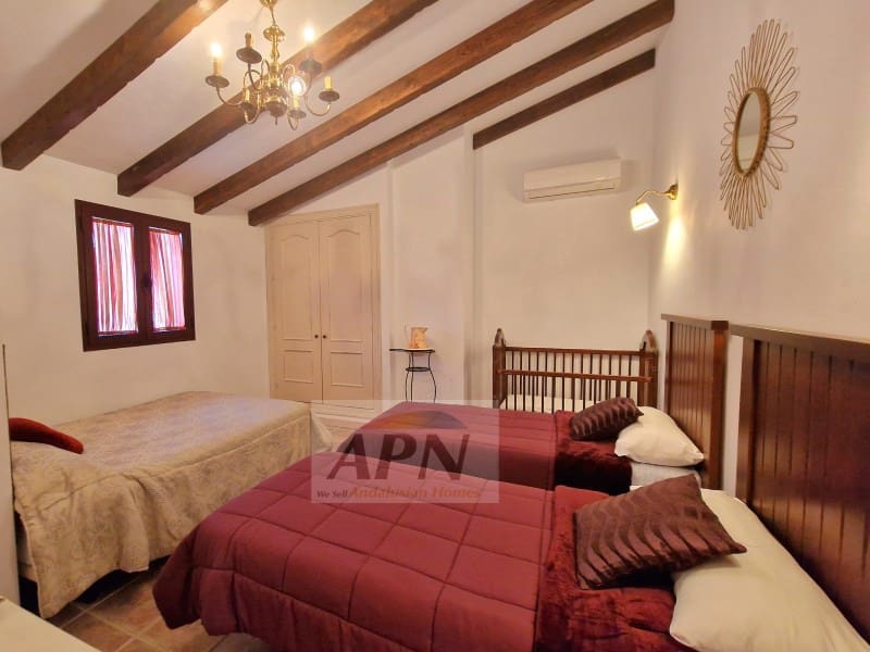 4 sypialnia Finka/Dom wiejski na sprzedaż w Carratraca z basenem - 650 000 € (Ref: 9211099)