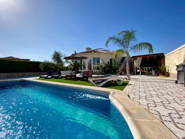 4 camera da letto Villa in vendita in Ciudad Quesada, Rojales con piscina garage - 549.000 € (Rif: 9227044)