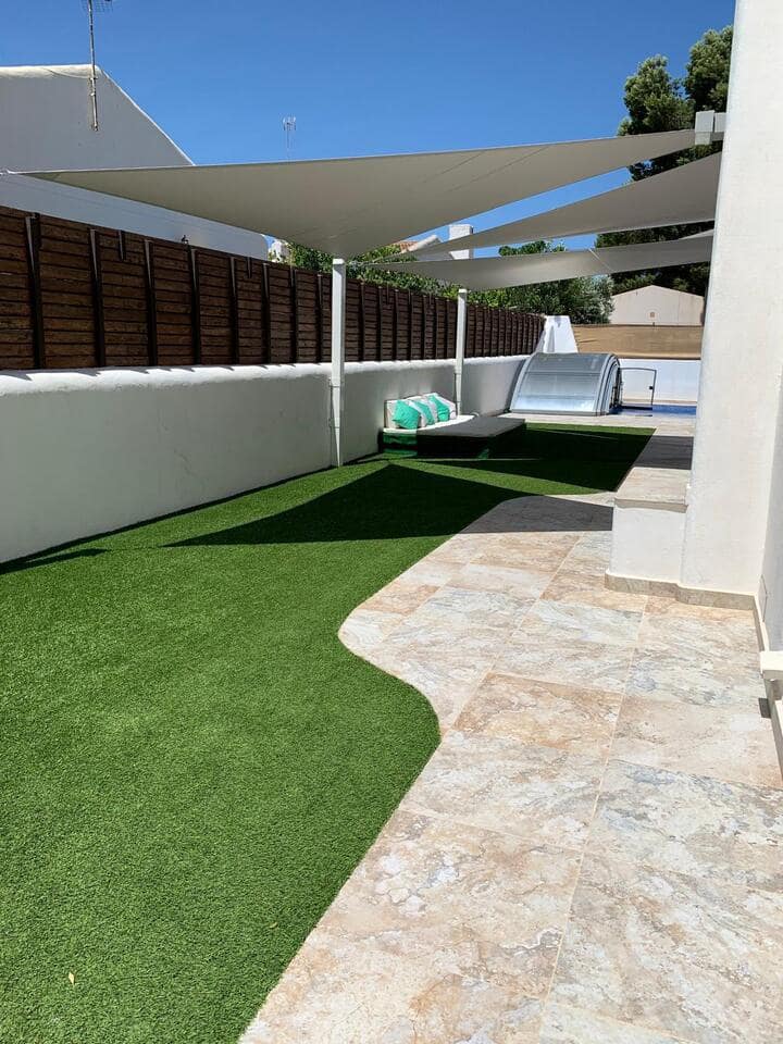 Chalet de 5 habitaciones en Santiago de la Ribera en venta con piscina - 565.000 € (Ref: 9230214)