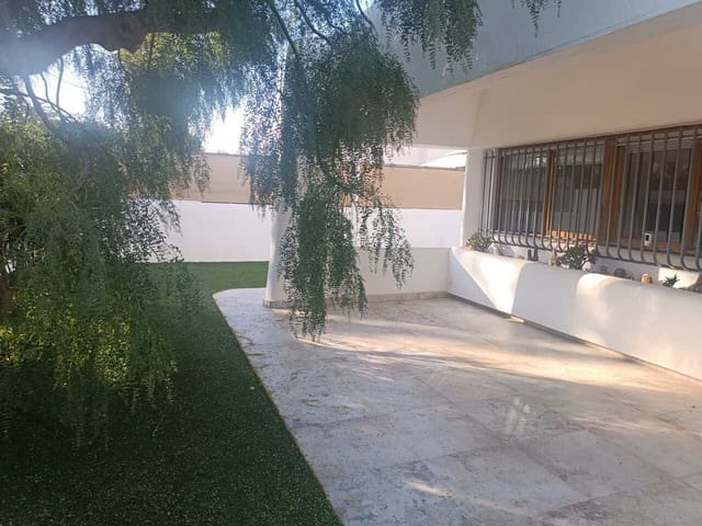 Chalet de 5 habitaciones en Santiago de la Ribera, San Javier en venta con piscina - 565.000 € (Ref: 9230214)