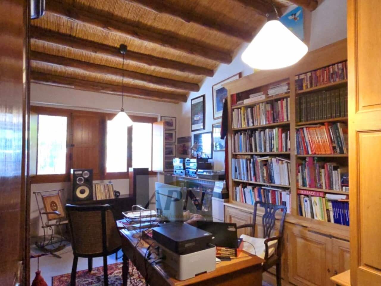 5 bedroom Finca/Country House for sale in Alora with pool - € 695,000 (Ref: 9231185)