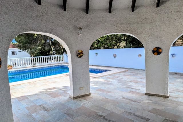 4 quarto Moradia para venda em Moraira com piscina garagem - 595 000 € (Ref: 9252534)