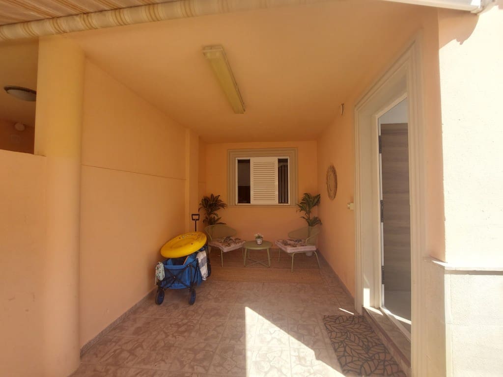 3 sypialnia Willa na sprzedaż w Benidorm z basenem garażem - 525 000 € (Ref: 9256306)