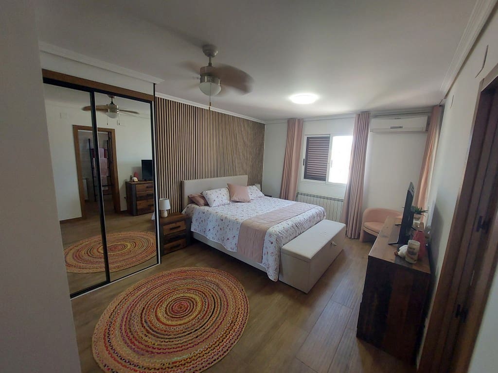 3 sypialnia Willa na sprzedaż w Benidorm z basenem garażem - 525 000 € (Ref: 9256306)