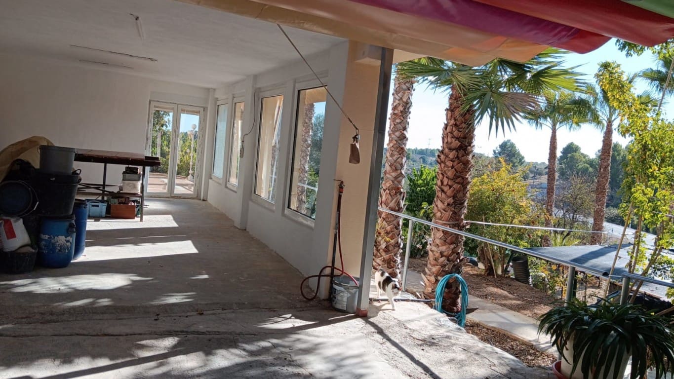 6 soveværelse Finca/Landehus til salg i Alfaz del Pi / L'Alfas del Pi med swimmingpool garage - € 595.000 (Ref: 9256307)