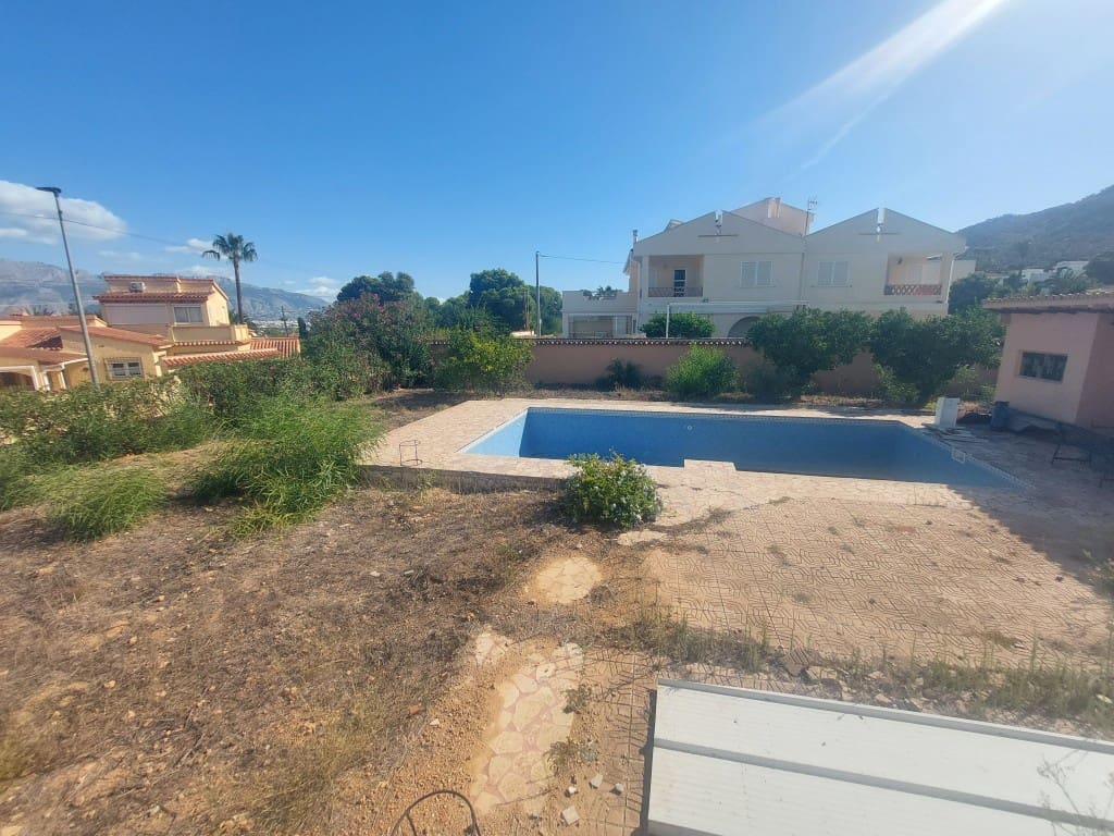 5 bedroom Villa for sale in Albir with pool - € 1,200,000 (Ref: 9264006)