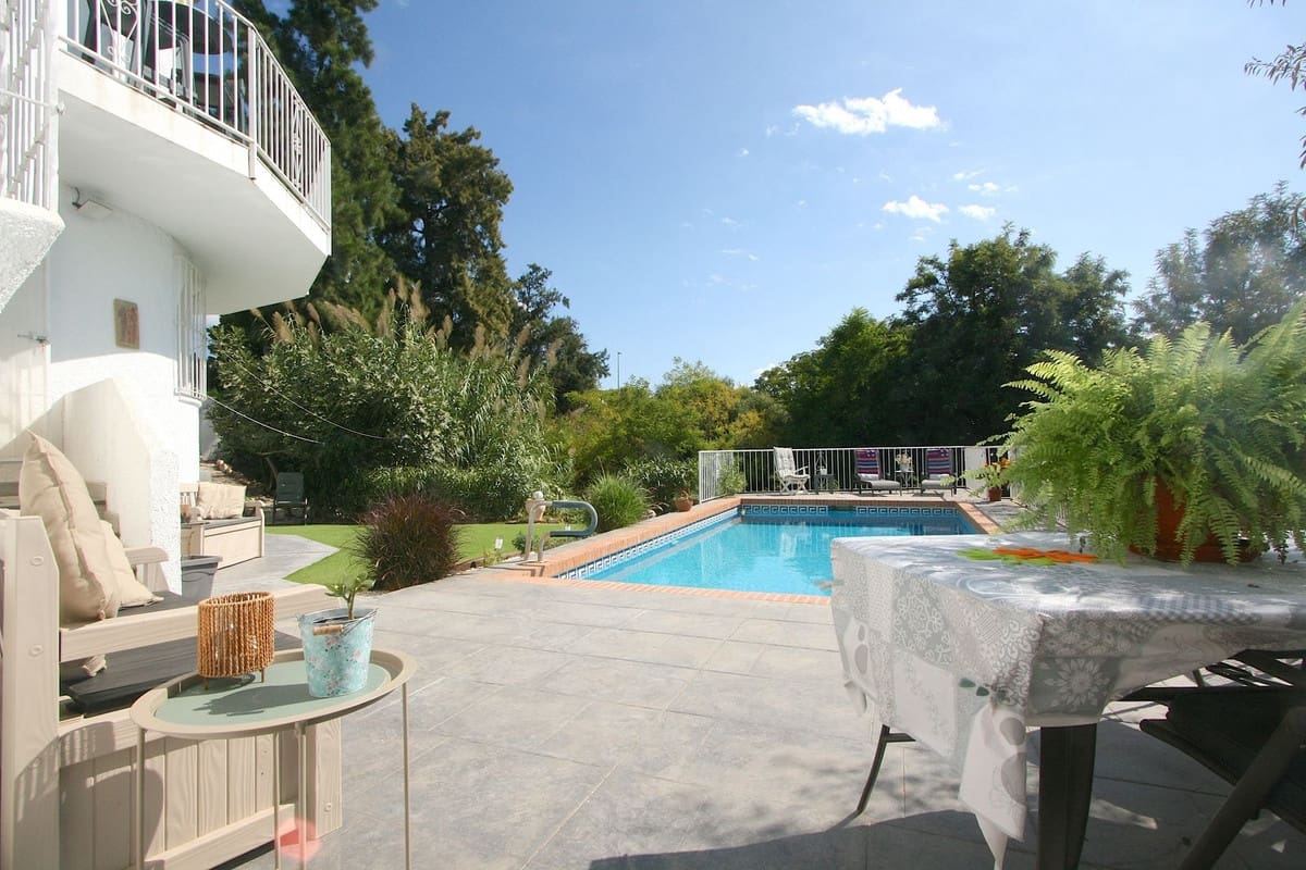 3 bedroom Villa for sale in Mijas with pool - € 795,000 (Ref: 9271831)