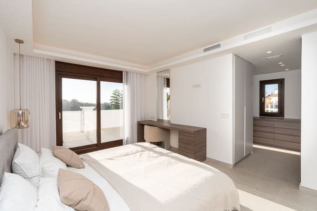 4 soverom Hus til salgs i Paraiso - Barronal, Estepona med svømmebasseng - € 1 295 000 (Ref: 9275362)