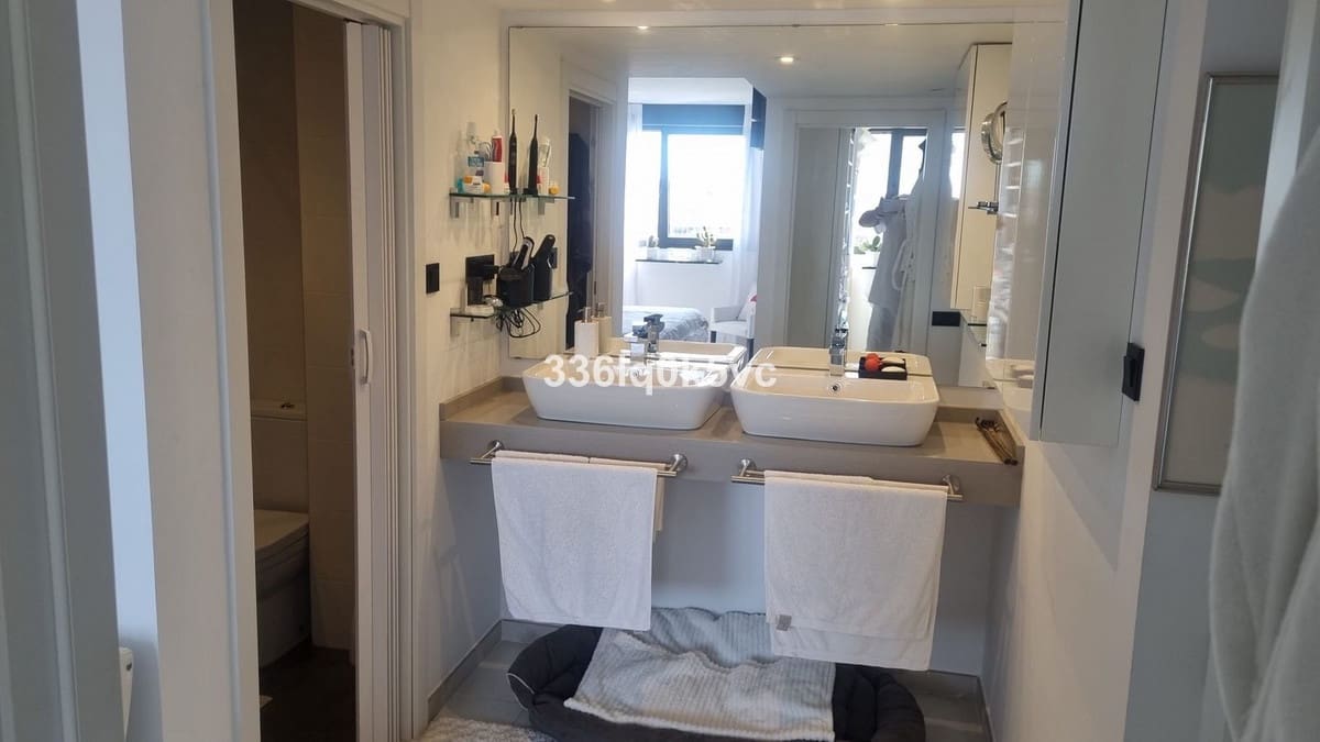 3 chambre Penthouse à vendre à Estepona avec piscine - 1 890 000 € (Ref: 9279666)