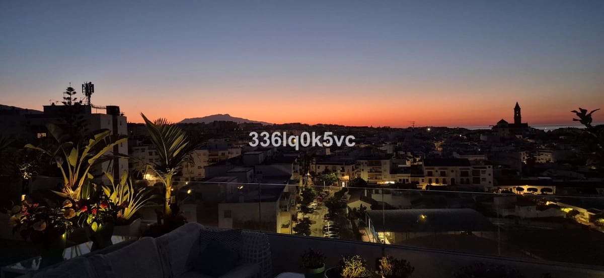 3 chambre Penthouse à vendre à Estepona avec piscine - 1 890 000 € (Ref: 9279666)