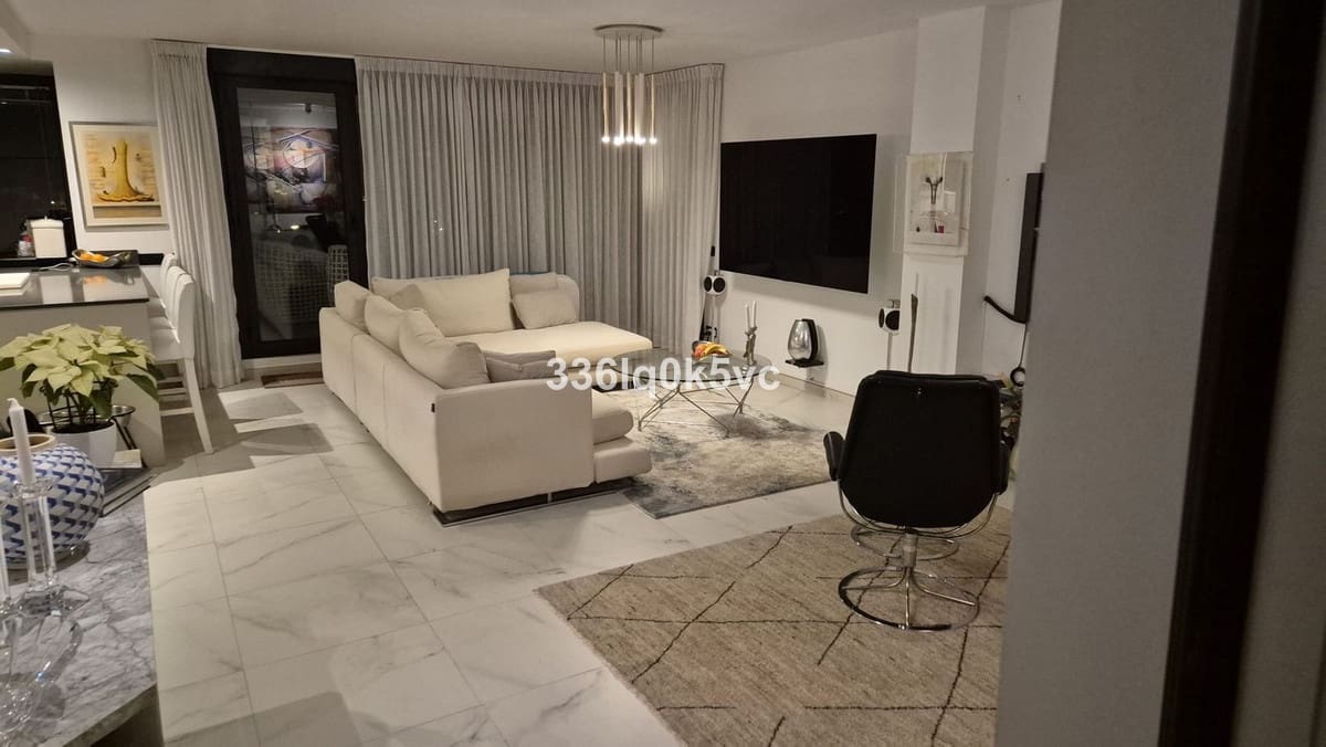 3 chambre Penthouse à vendre à Estepona avec piscine - 1 890 000 € (Ref: 9279666)