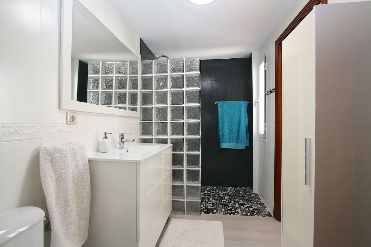 3 sovrum Takvåning till salu i Mijas Costa med pool - 575 000 € (Ref: 9284902)