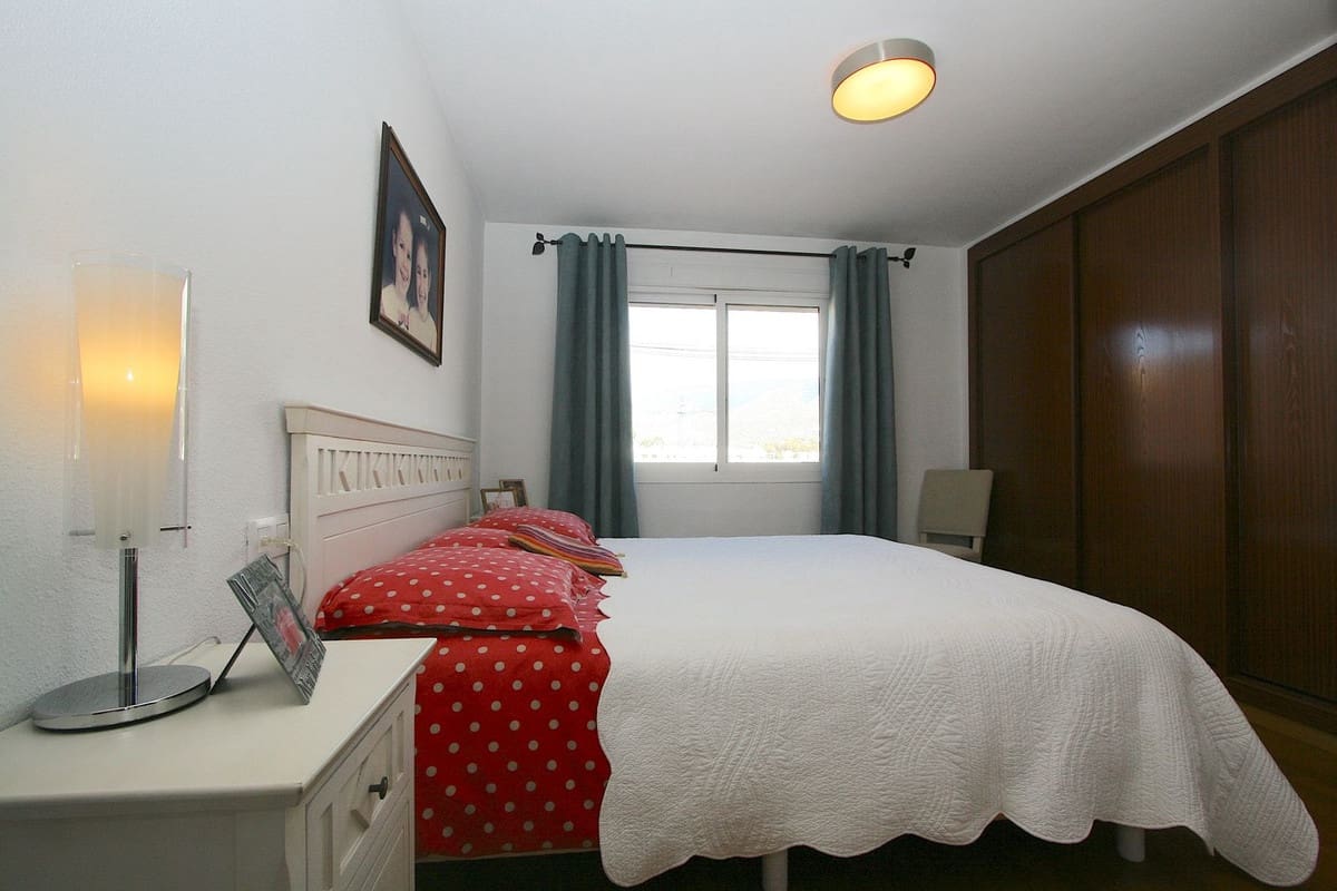 3 sovrum Takvåning till salu i Mijas Costa med pool - 575 000 € (Ref: 9284902)