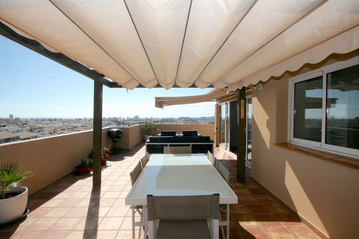 3 sovrum Takvåning till salu i Mijas Costa med pool - 575 000 € (Ref: 9284902)