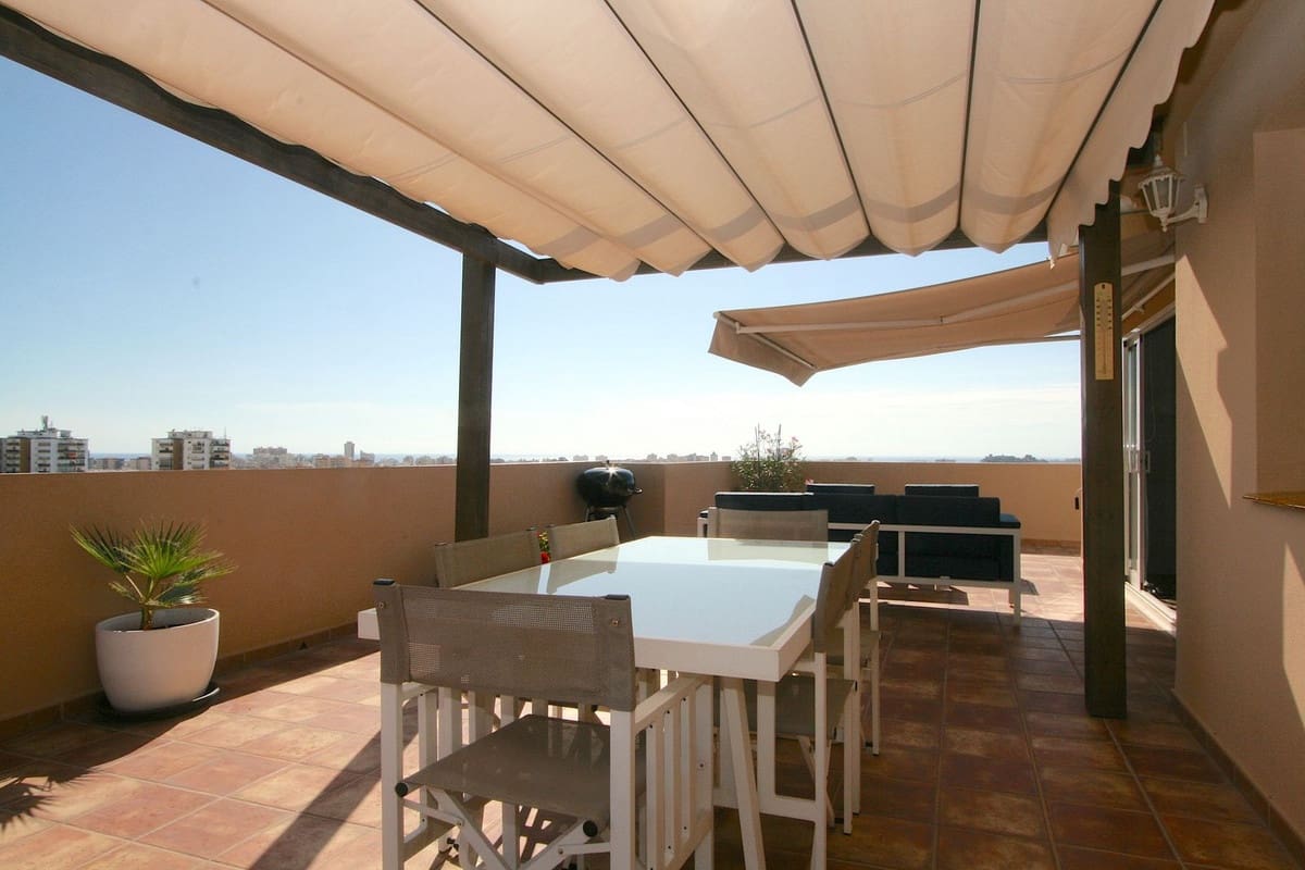 3 sovrum Takvåning till salu i Mijas Costa med pool - 575 000 € (Ref: 9284902)