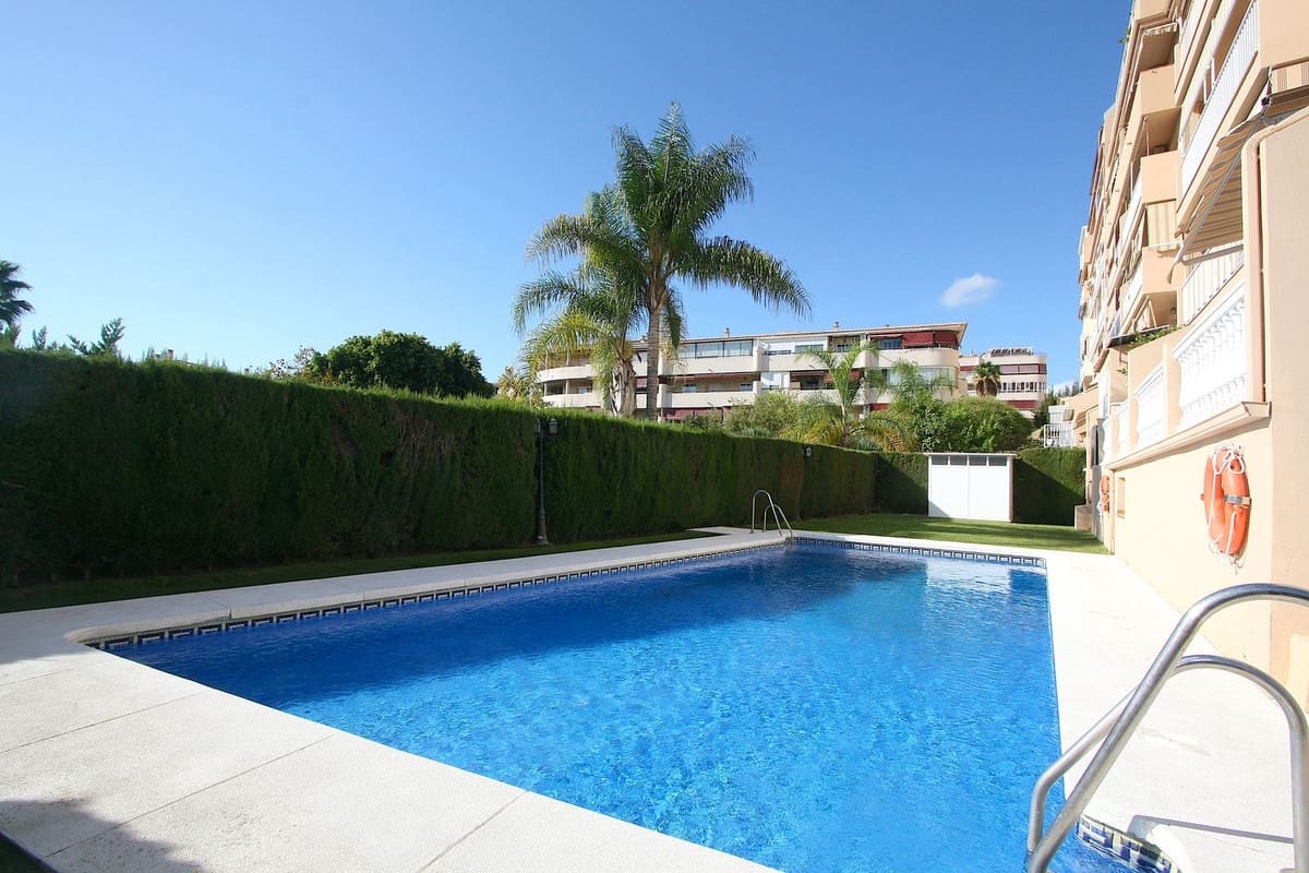 3 sovrum Takvåning till salu i Mijas Costa med pool - 575 000 € (Ref: 9284902)