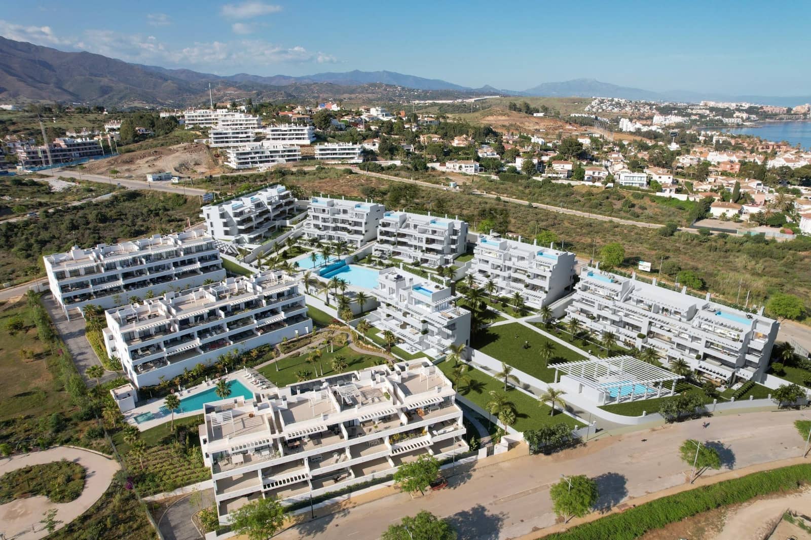 3 soverom Leilighet til salgs i Estepona med svømmebasseng garasje - € 570 350 (Ref: 9290192)