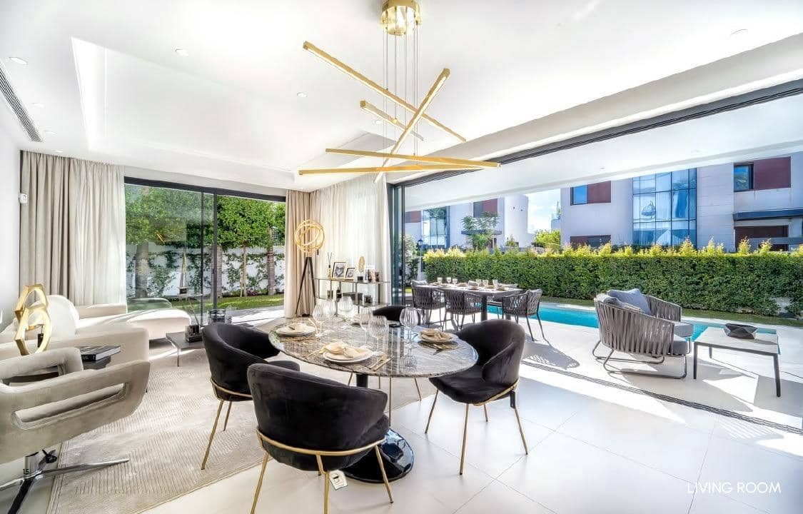 4 soveværelse Villa til salg i Golden Mile med swimmingpool garage - € 3.500.000 (Ref: 9290336)