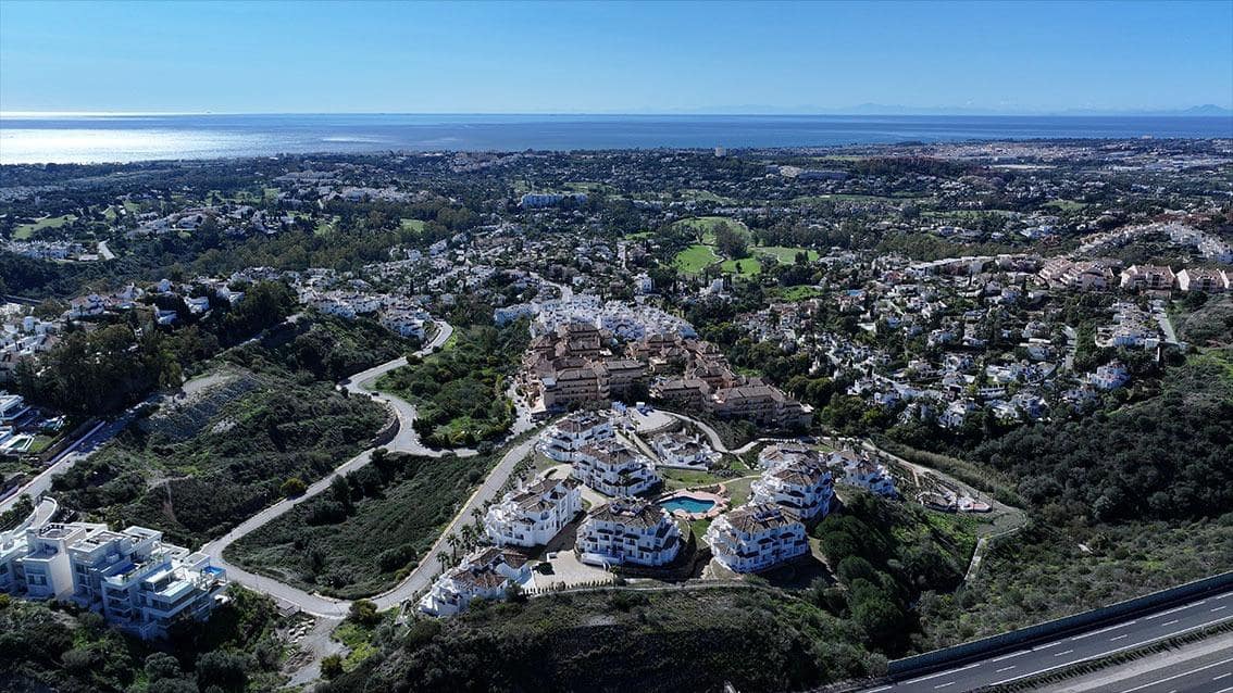 3 soverom Leilighet til salgs i Nueva Andalucia med svømmebasseng garasje - € 722 500 (Ref: 9290764)