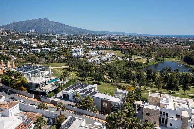 5 slaapkamer Villa te koop in Benahavís pueblo, Benahavís met zwembad garage - € 4.950.000 (Ref: 9298905)