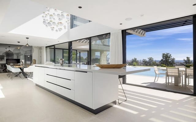 5 slaapkamer Villa te koop in Benahavís pueblo, Benahavís met zwembad garage - € 4.950.000 (Ref: 9298905)