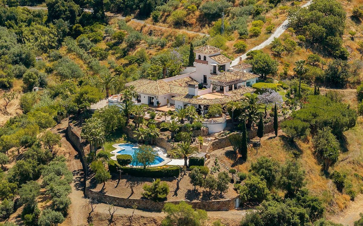 6 soverom Finca/Herregård til salgs i Istan med garasje - € 4 950 000 (Ref: 9298906)