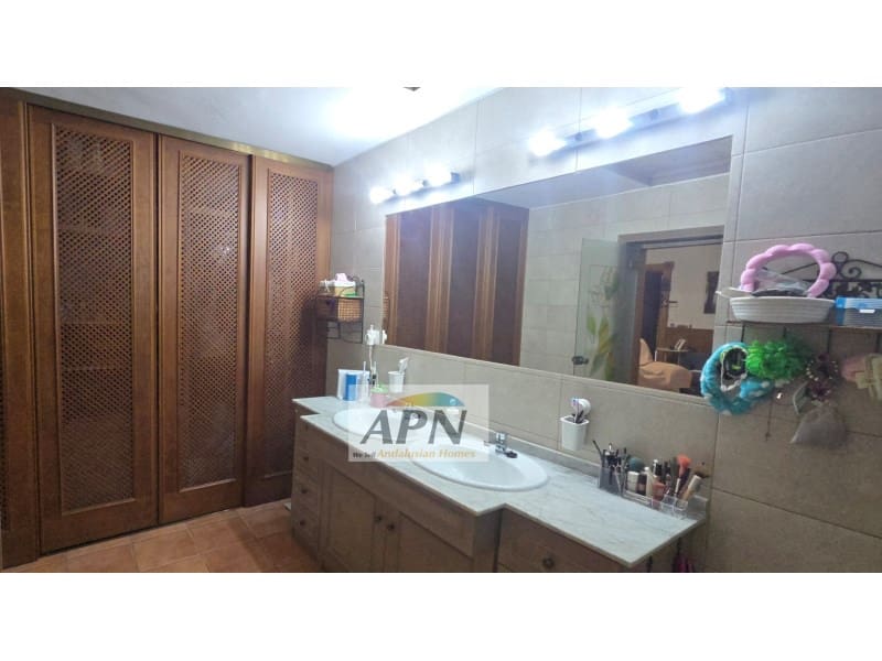 14 sypialnia Finka/Dom wiejski na sprzedaż w Pizarra z basenem - 740 000 € (Ref: 9300749)