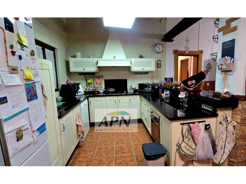 14 sypialnia Finka/Dom wiejski na sprzedaż w Pizarra z basenem - 740 000 € (Ref: 9300749)