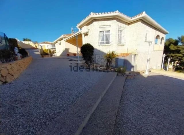 Chalet de 4 habitaciones en Coloma  , La Nucia en venta con piscina - 574.995 € (Ref: 9312644)
