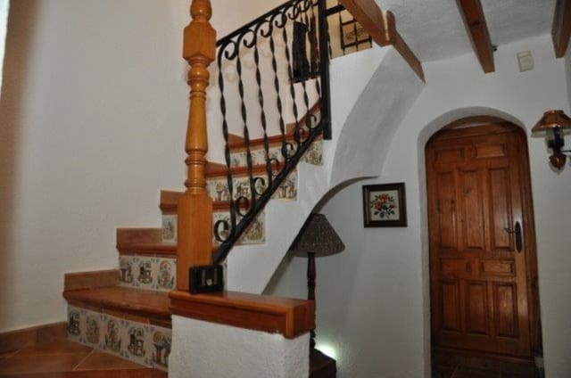 5 bedroom Finca/Country House for sale in Torremanzanas - € 750,000 (Ref: 9314682)