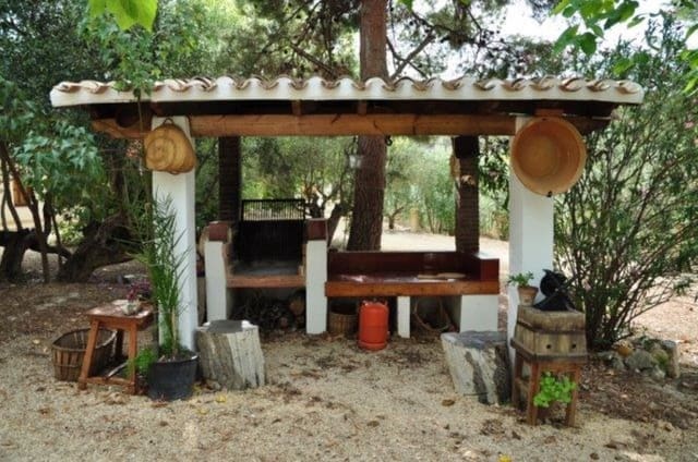 5 bedroom Finca/Country House for sale in Torremanzanas - € 750,000 (Ref: 9314682)