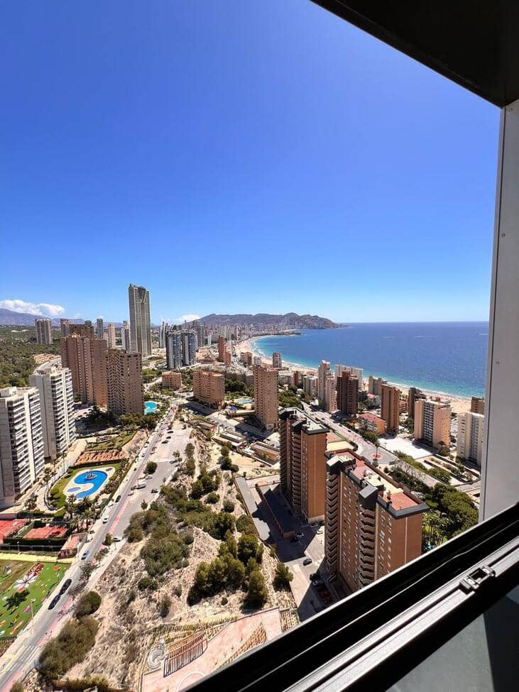 3 bedroom Apartment for sale in Benidorm - € 879,000 (Ref: 9314697)